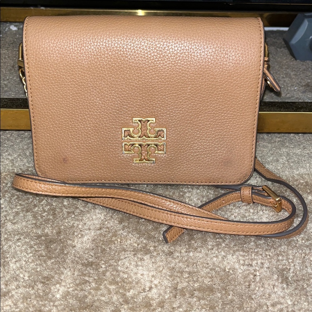 Tory Burch Britten Tan Leather Large Crossbody Bag - Picture 2 of 6